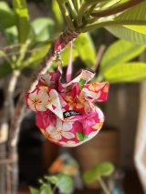 シュシュ付きトリーツポーチ