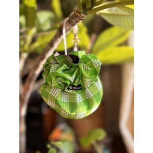 画像: シュシュ付きトリーツポーチ