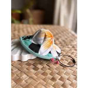 画像: ハットポーチ